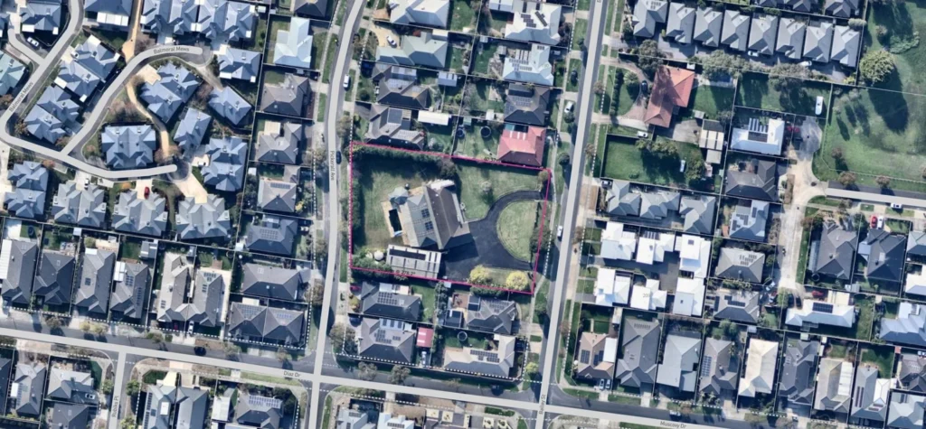 grovedale houses above